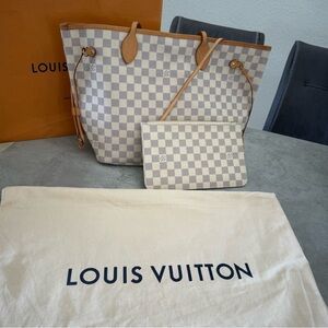 Louis Vuitton Damier Azur Tote - Cream and Tan - Basically new, barely worn